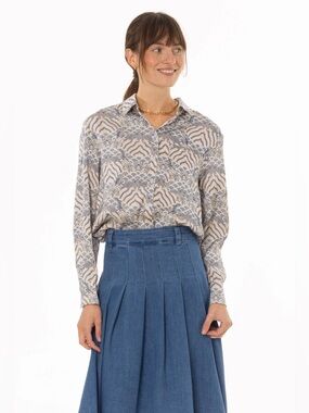 Printed Button-Front Women’s Top in Cream and Gray Dress Blank